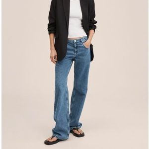 Low rise wide leg jeans
